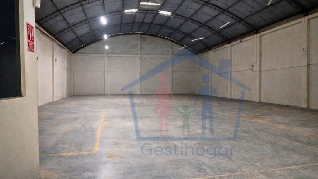 SE ALQUILA ALMACEN EN AV. MARISCAL CASTILLA – PUCALLPA